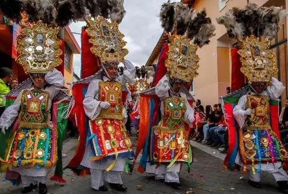 Costumbre y tradiciones en Ecuador como Corpus Christi en la Sierra