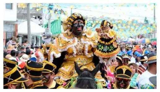 Manifestaciones Culturales y Artísticas del Ecuador - La Mama Negra
