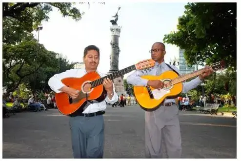 Serenatas son Tradiciones Culturales de Guayaquil