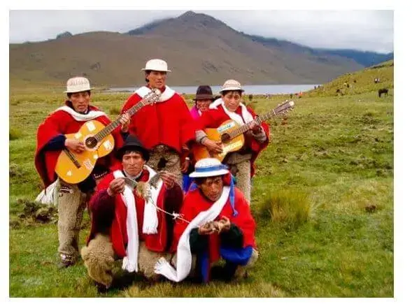 Vestimenta de la Sierra ecuatoriana del pueblo Ozogoche