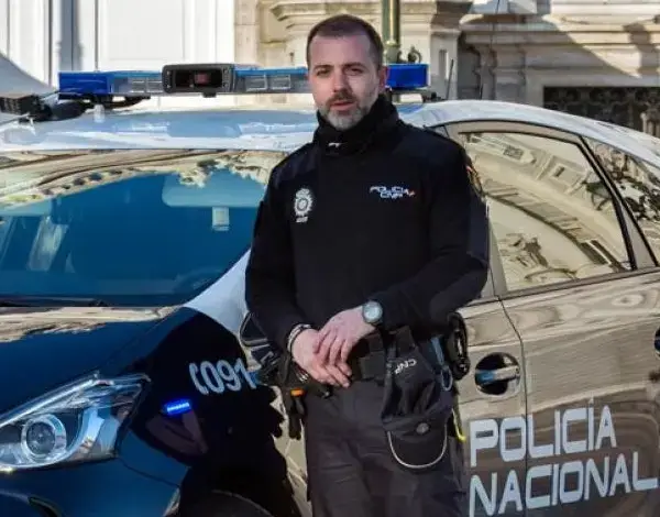 Requisitos para ser policía nacional en España