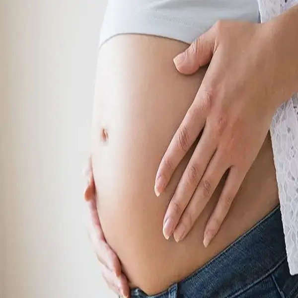 como crece la barriga durante el embarazo