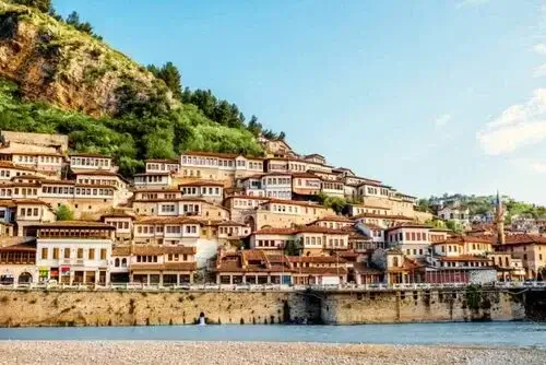 Requisitos para viajar a Albania desde España